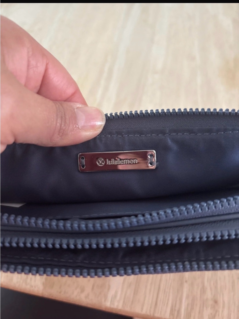 lululemon - Picture 3 of 5